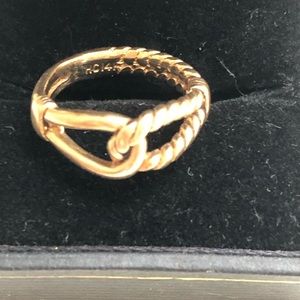 14k Pure Gold. Vintage style.